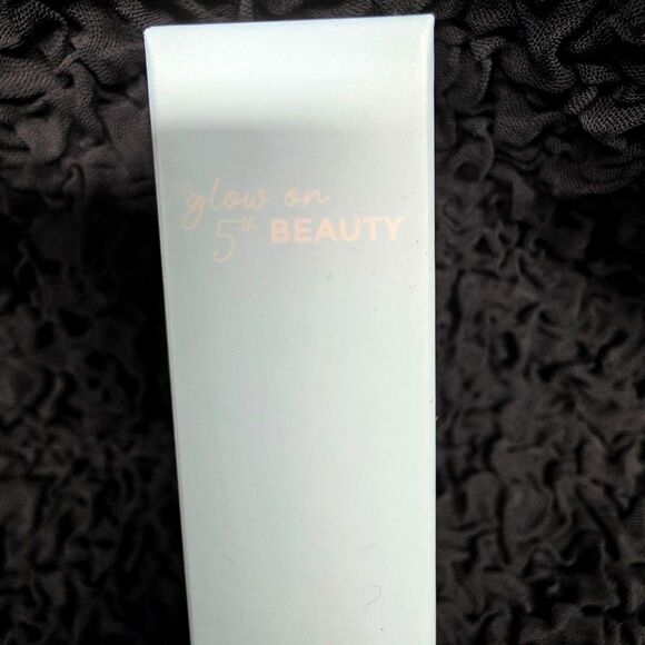 Glow On 5th Beauty Lip Dew Tinted Lip Balm - Grapefruit 2 Pack - Picture 5 of 10